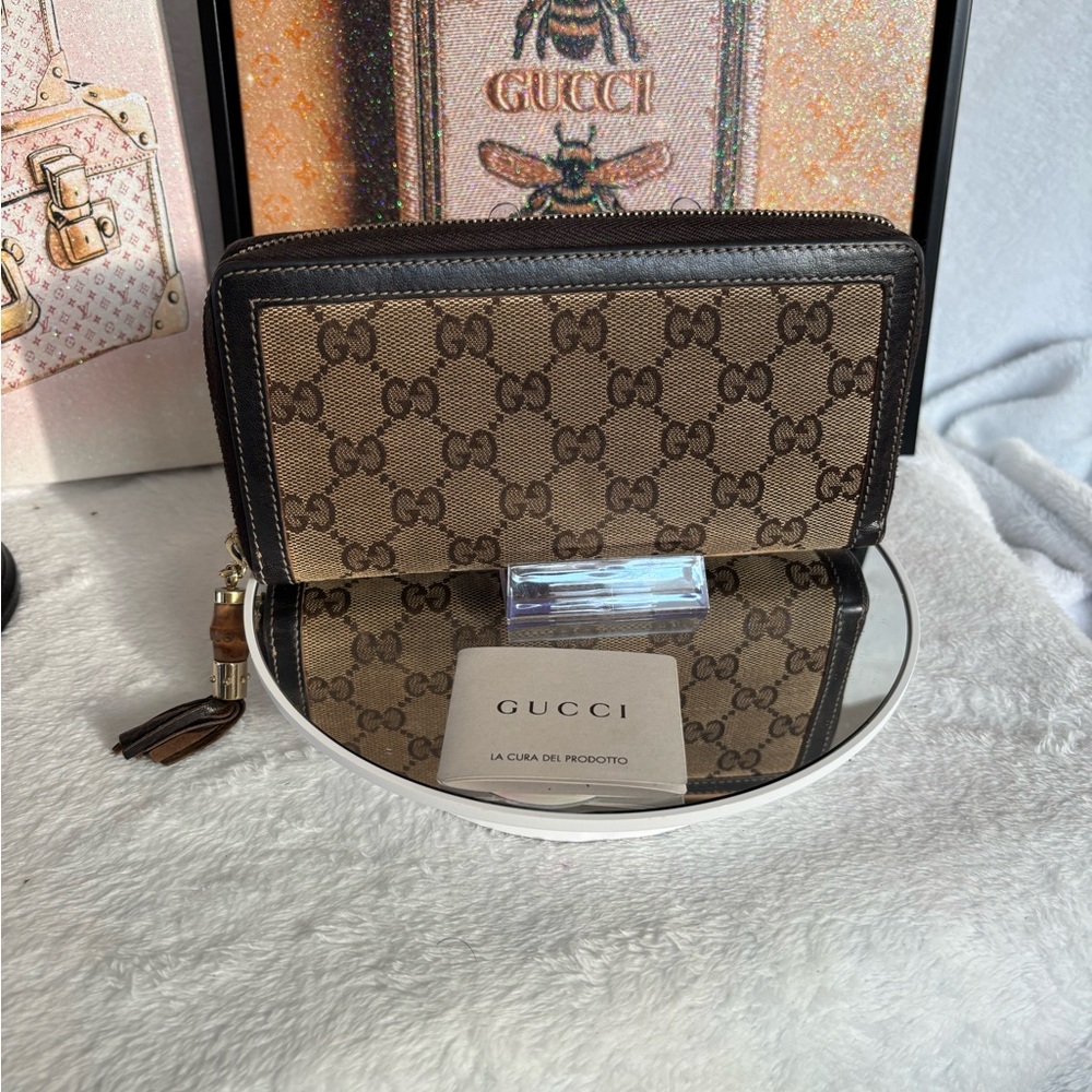 Gucci Dark Brown Leather Zip-Around Wallet with Bamboo Pull - Picture 8 of 8